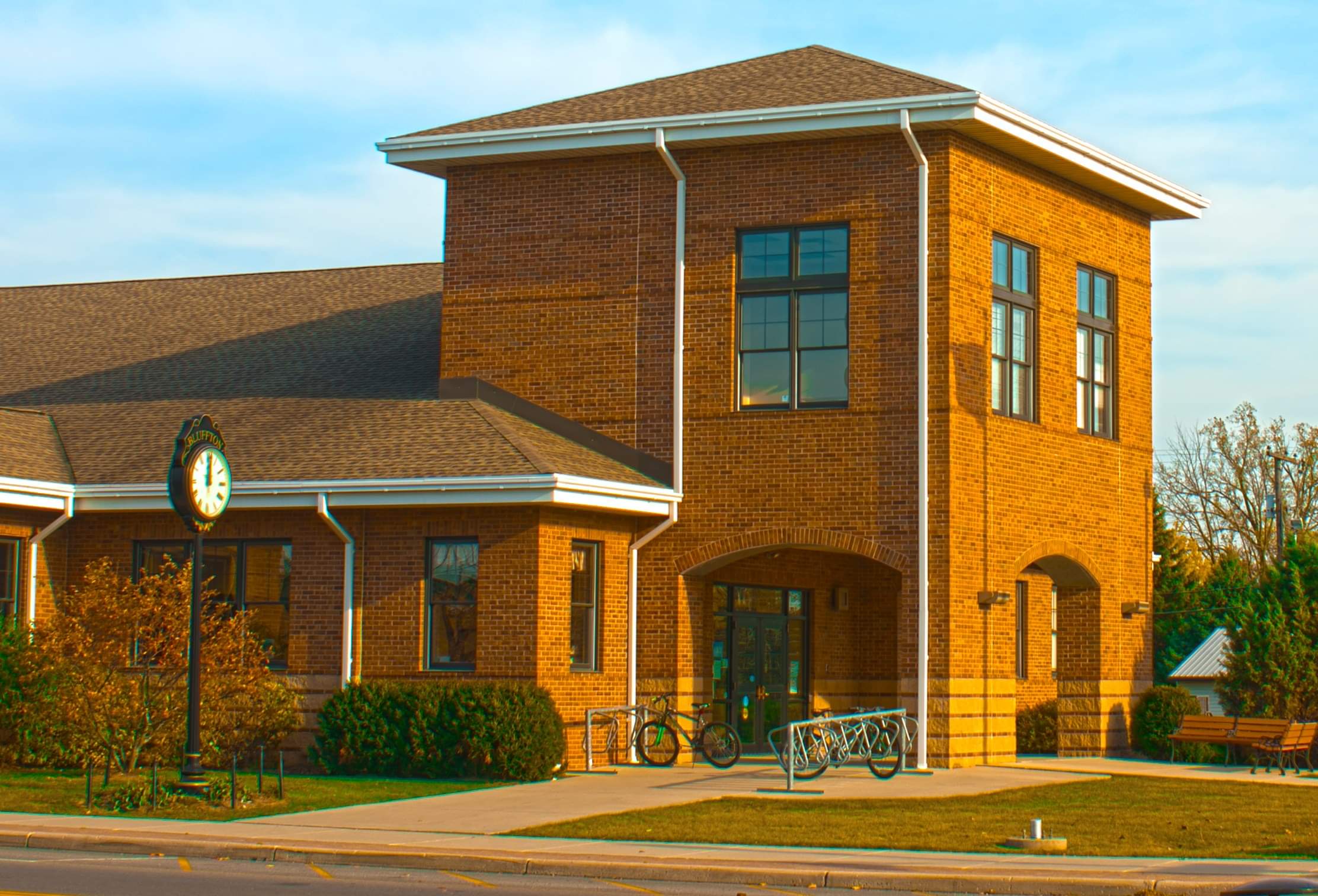 Photograph of Bluffton Public Library taken from Main Street in 2016. Submitted by Kerry Bush.